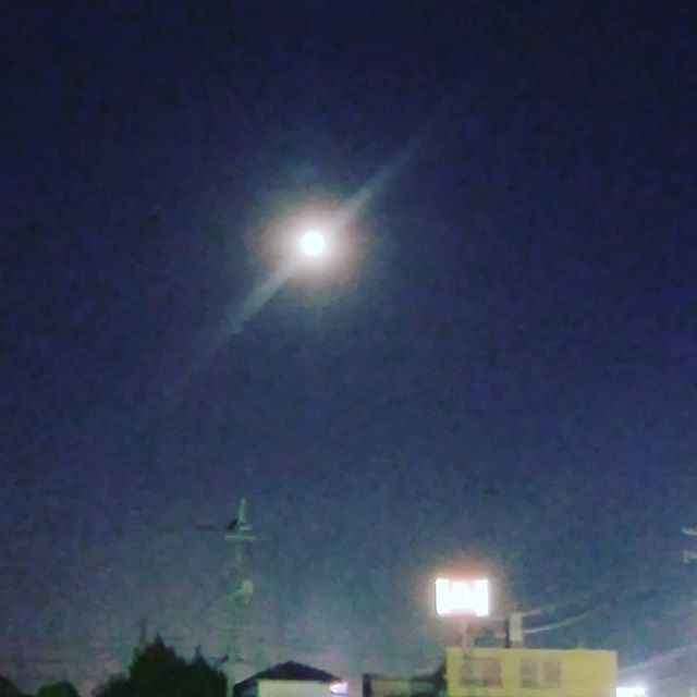 お月さま　こんばんわ#福山神辺#月#夜のドライブ