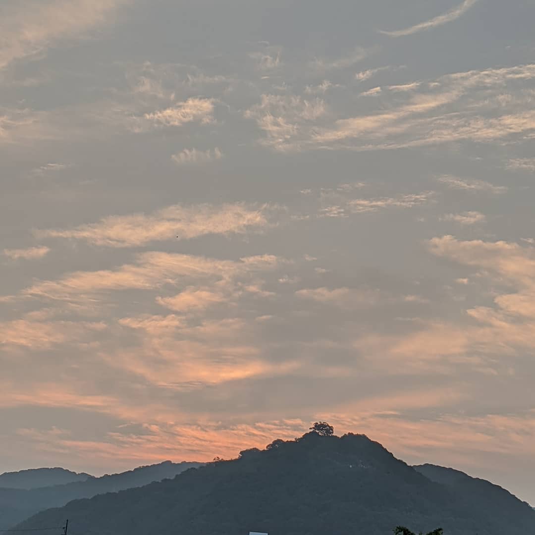 おはよー今日も暑くなりそう#福山神辺 #太陽のお出まし#ソロソロ